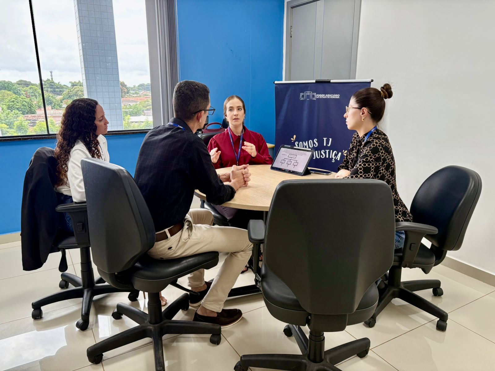 Ouvidoria do TJRR Apresenta Sistema Omnichannel à Central de Mandados