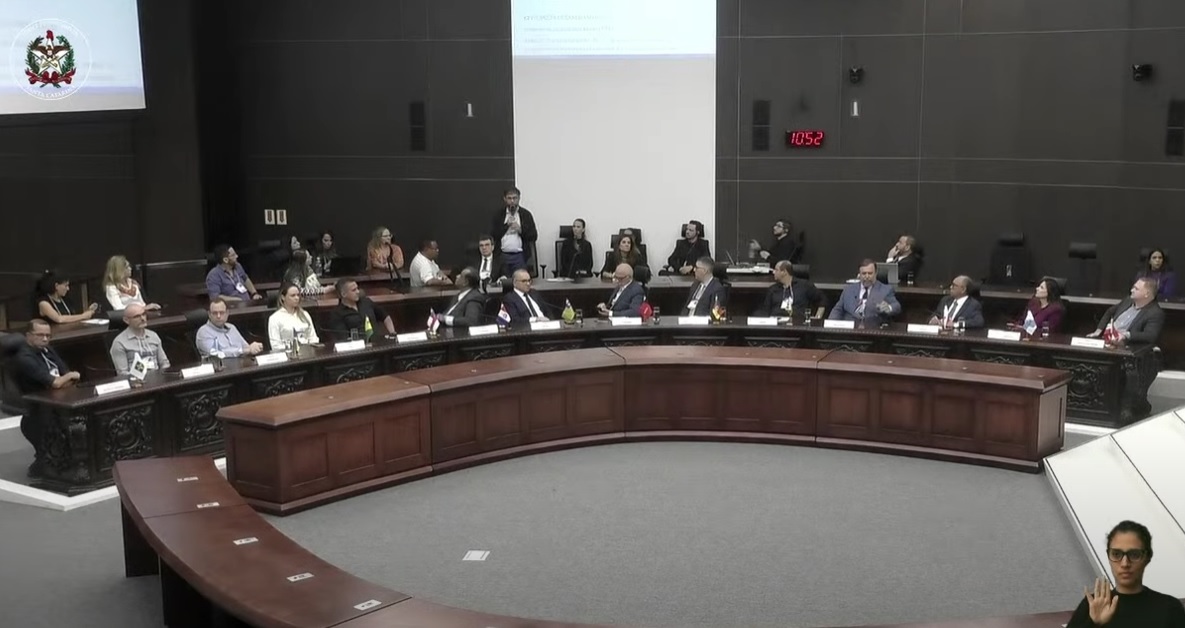 foto colorida do   51º Fórum Nacional de Juizados Especiais (FONAJE), realizado no Tribunal de Justiça de Santa Catarina (TJSC).