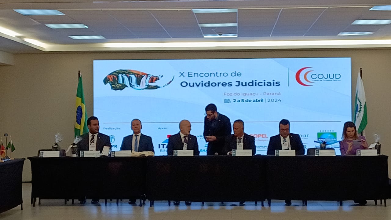 OUVIDORIA EM DESTAQUE - Ouvidor Geral do TJRR participa de encontro nacional
