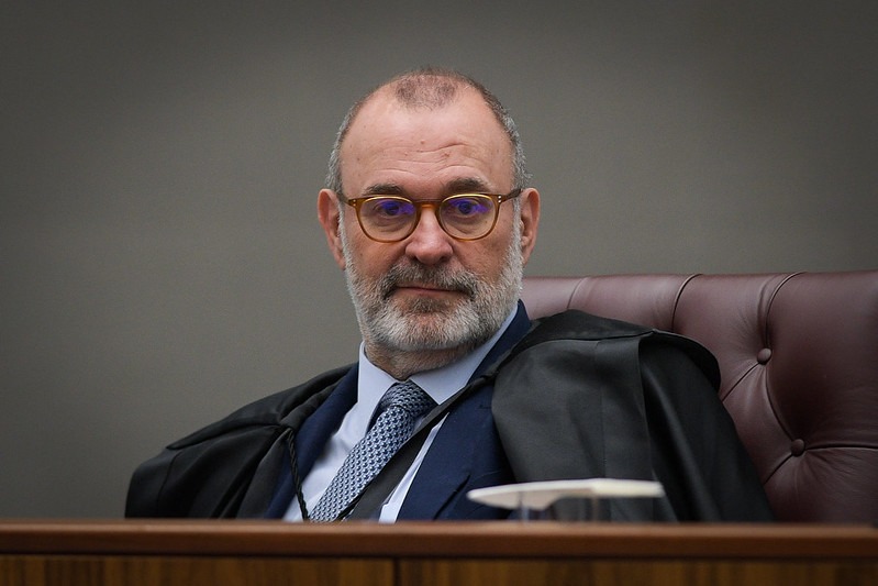 Foto colorida do Ministro Sebastião Reis Júnior. Foto colorida do Ministro Sebastião Reis Júnior.