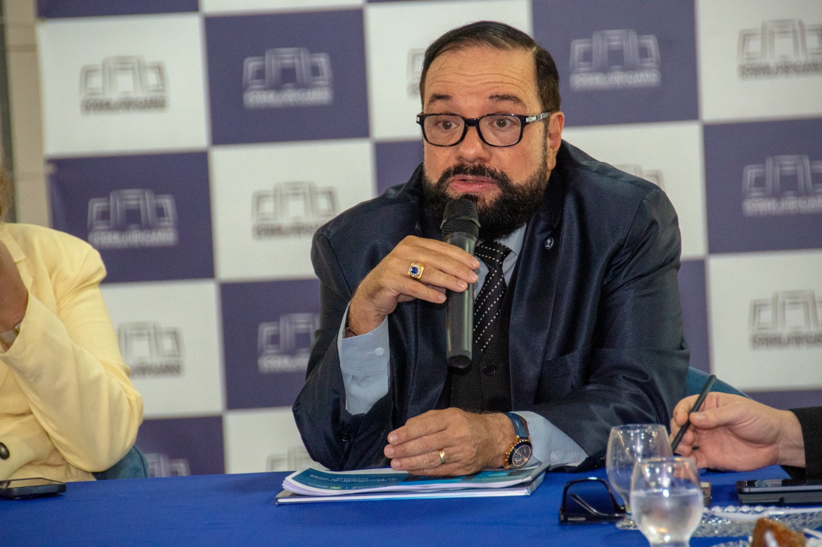 oto colorida mostra o Desembargador Presidente do TJRR, Leonardo Cupello, discursando oto colorida mostra o Desembargador Presidente do TJRR, Leonardo Cupello, discursando