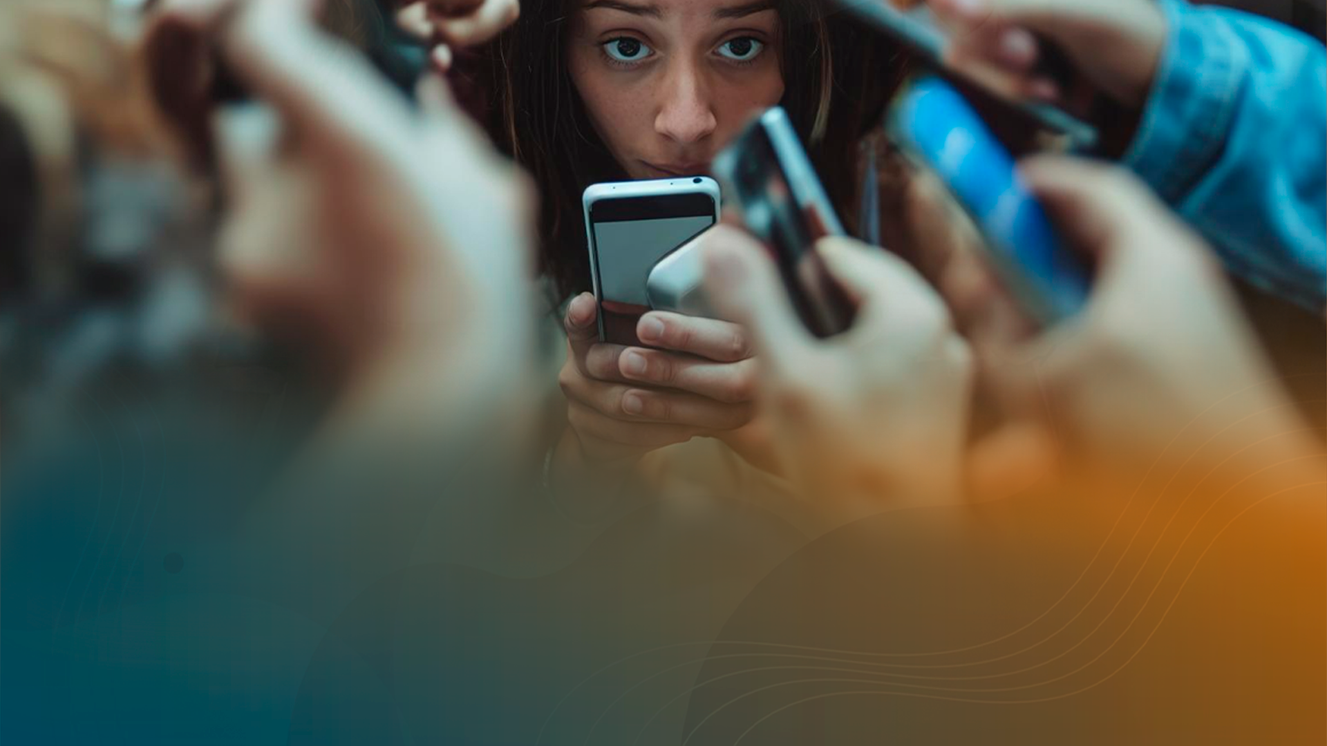 imagem ilustrativa de pessoas segurando o celular e focando em uma