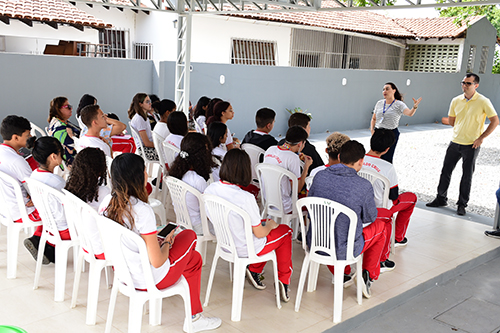 Foto Recepção aos estudantes da Escola Estadual Oswaldo Cruz 