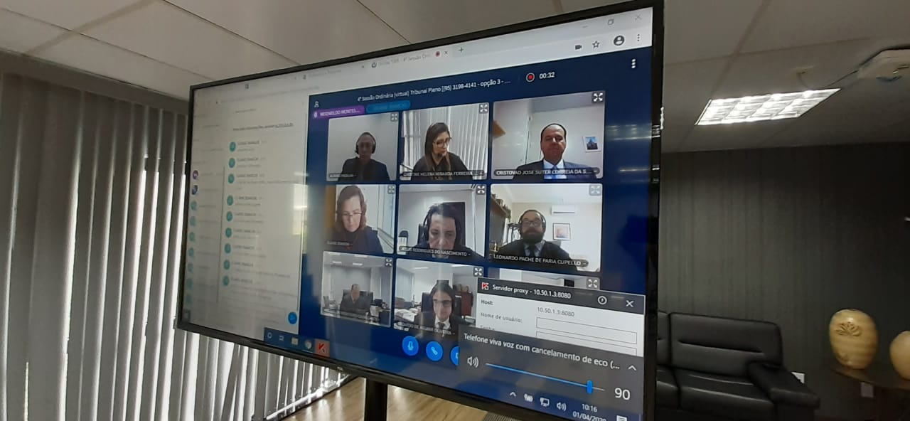 Tela de computador em que aparecem os desembargadores e desembargadoras durante sessão virutal do Tribunal do Pleno.